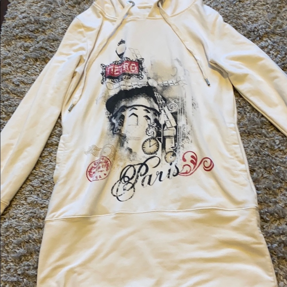 Extra long fitted hoodie